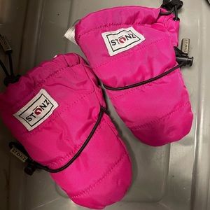Stonz thumbless 0-6 month gloves